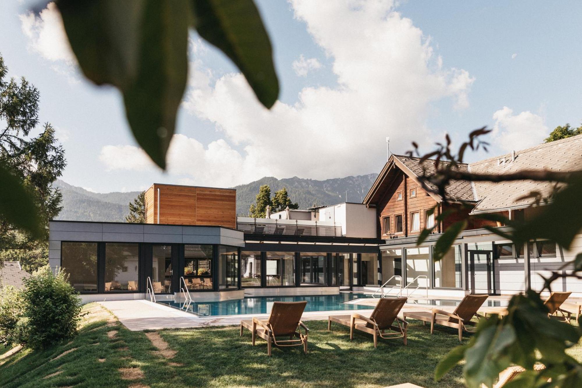 Naturel Hoteldorf Schoenleitn Latschach ober dem Faakersee Eksteriør bilde