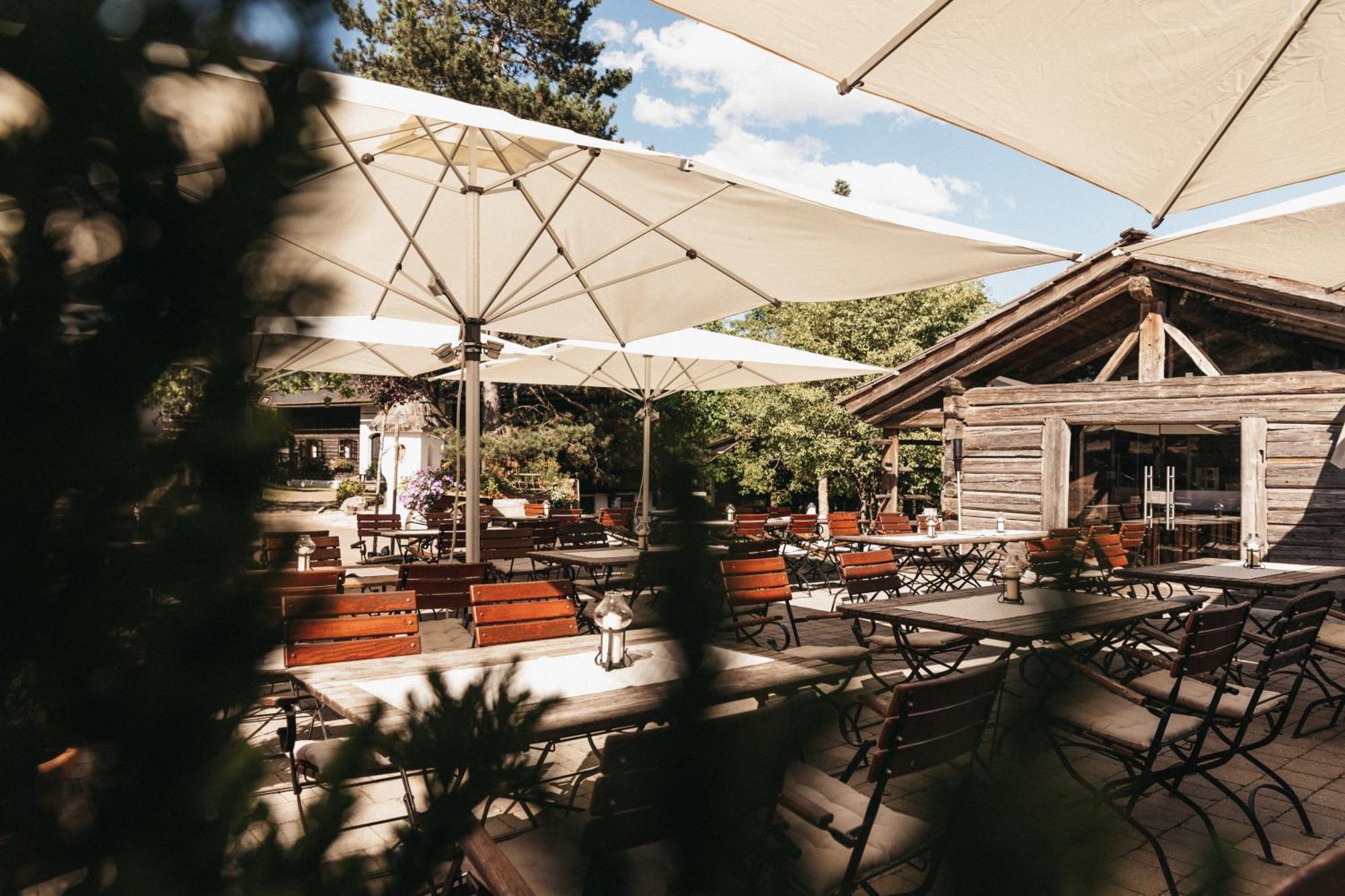 Naturel Hoteldorf Schoenleitn Latschach ober dem Faakersee Eksteriør bilde